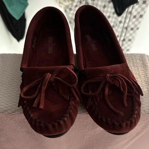 Minnetonka Moccasin Flats 8.5